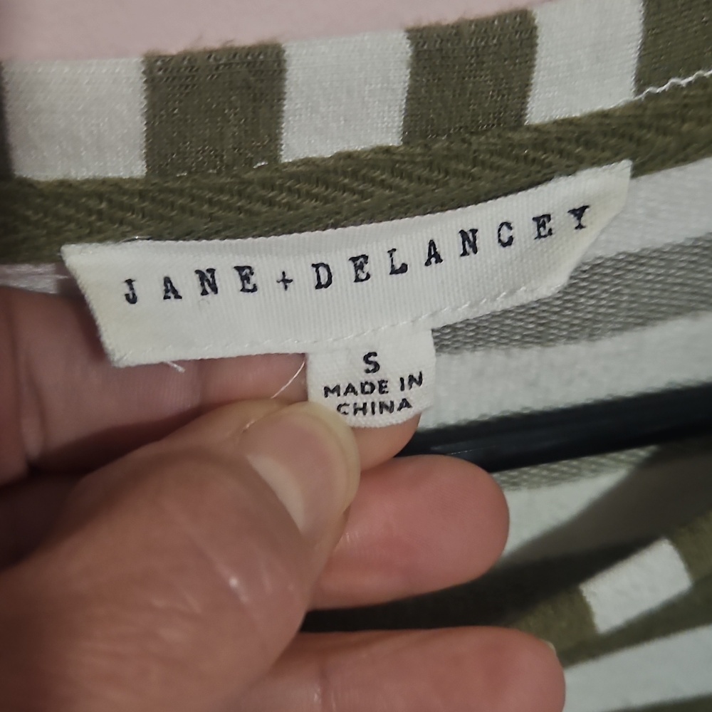 Striped Short Sleeve Women's Tee in Gteen and White - Picture 2 of 4